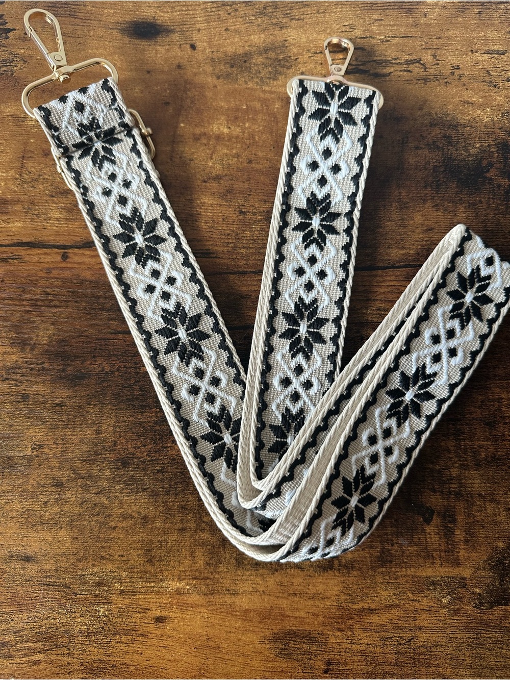 Woven Black and Cream Bohemian Adjustable Crossbody Strap Gold Hardware NWT